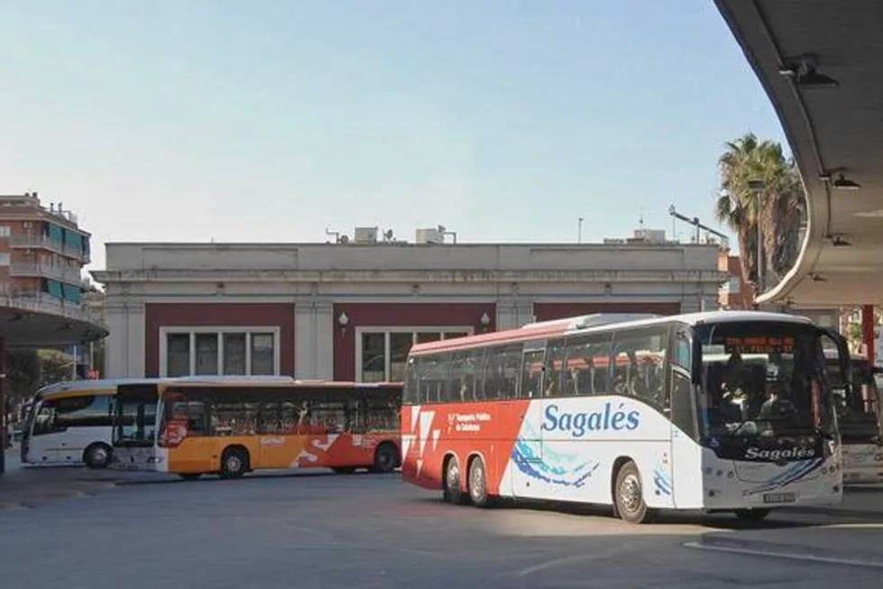 Competència rechaza prorrogar 10 años más las líneas catalanas de buses interurbanos