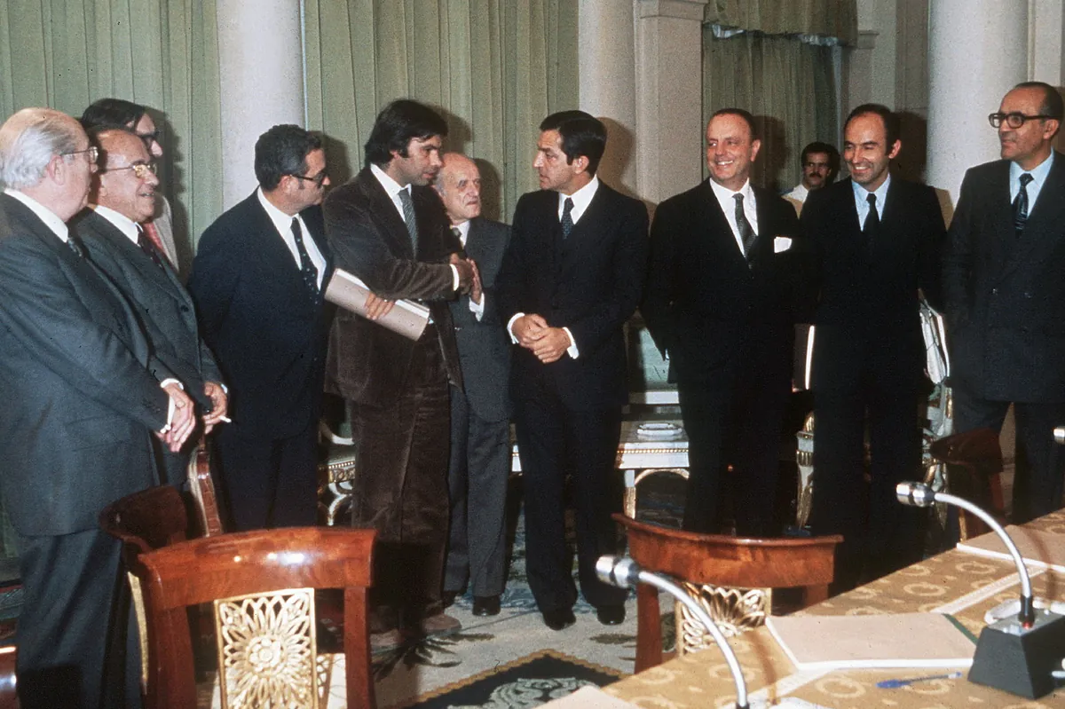 Éxitos y fracasos de la economía española en el tardofranquismo y la Democracia