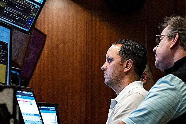 Global fund managers cut bank holdings as technology bets grow