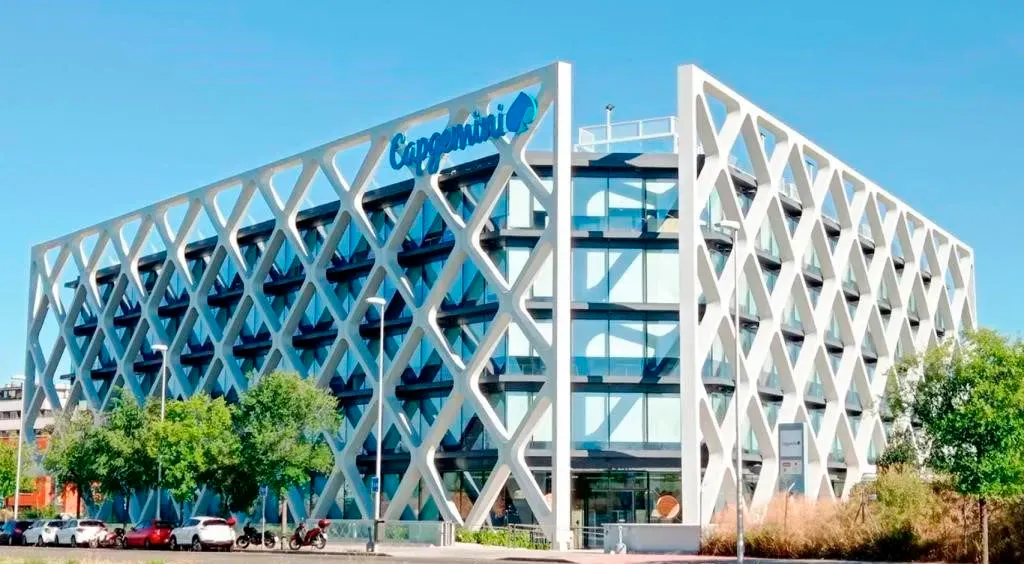 Los sindicatos convocan tres días de huelga en Capgemini por el ERE en España