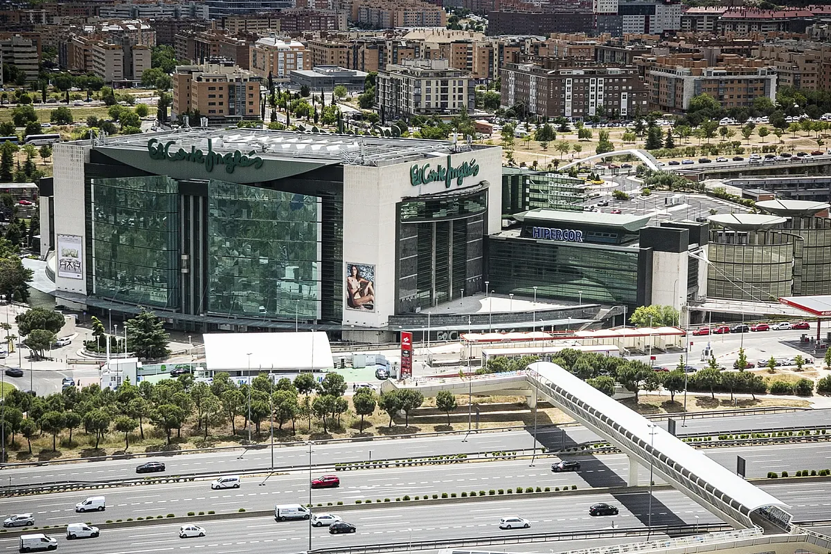 El Corte Inglés dispara un 11% el beneficio en el primer semestre |  Distribución y Consumo