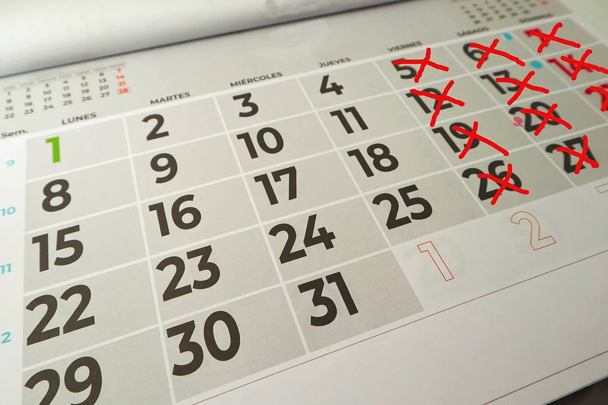 El BOE publica el calendario laboral 2026: cuatro fines de semana largos y otros puentes