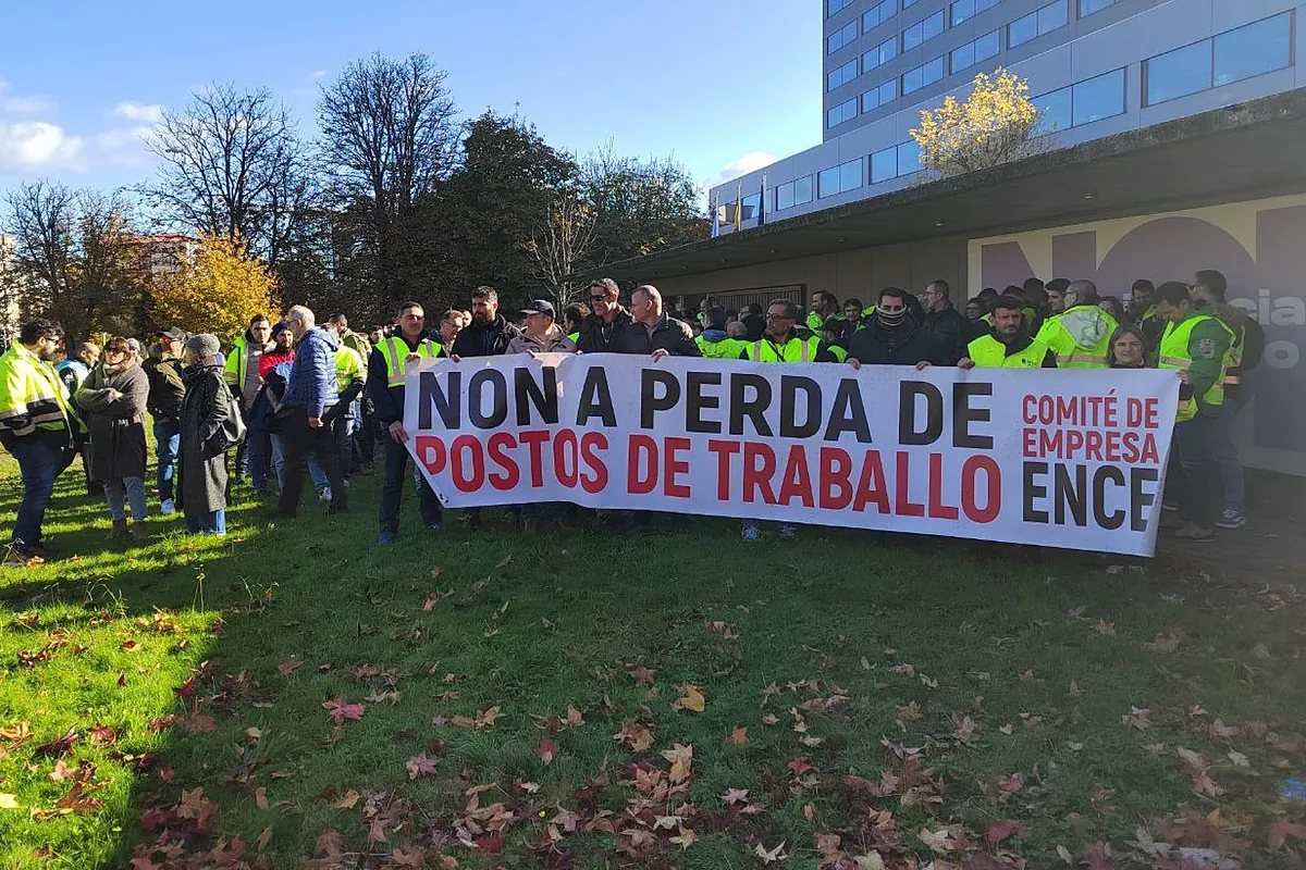 Los sindicatos afirman que la huelga ha paralizado la planta de Ence en ...