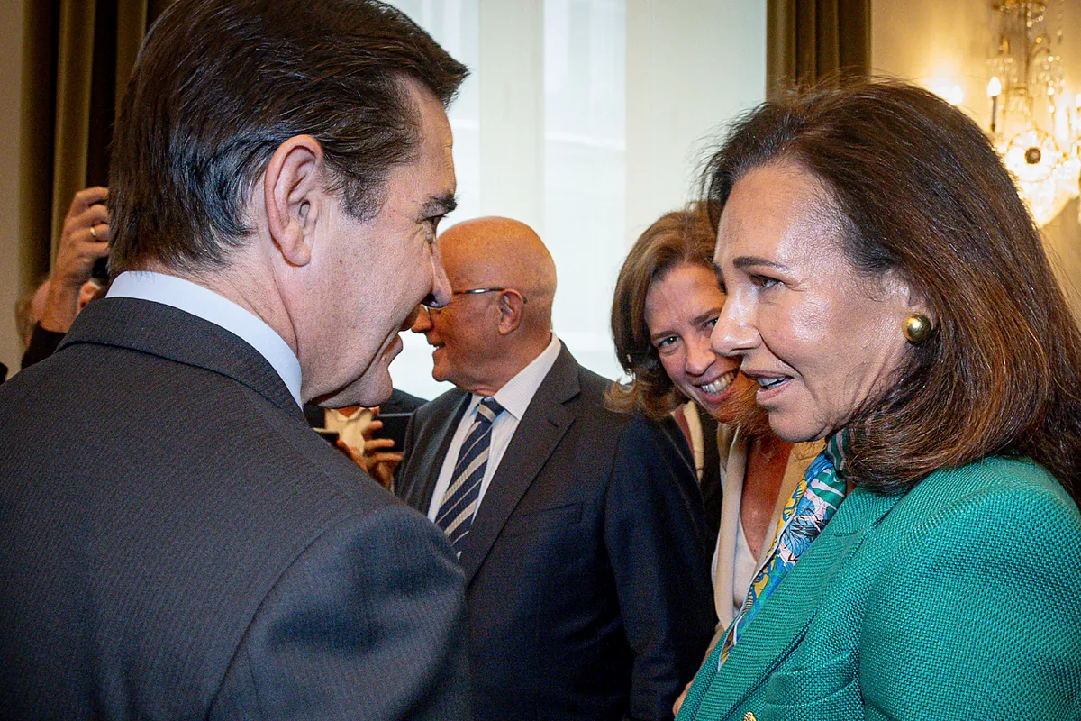Santander and BBVA raise capital while eurozone banks lose ground