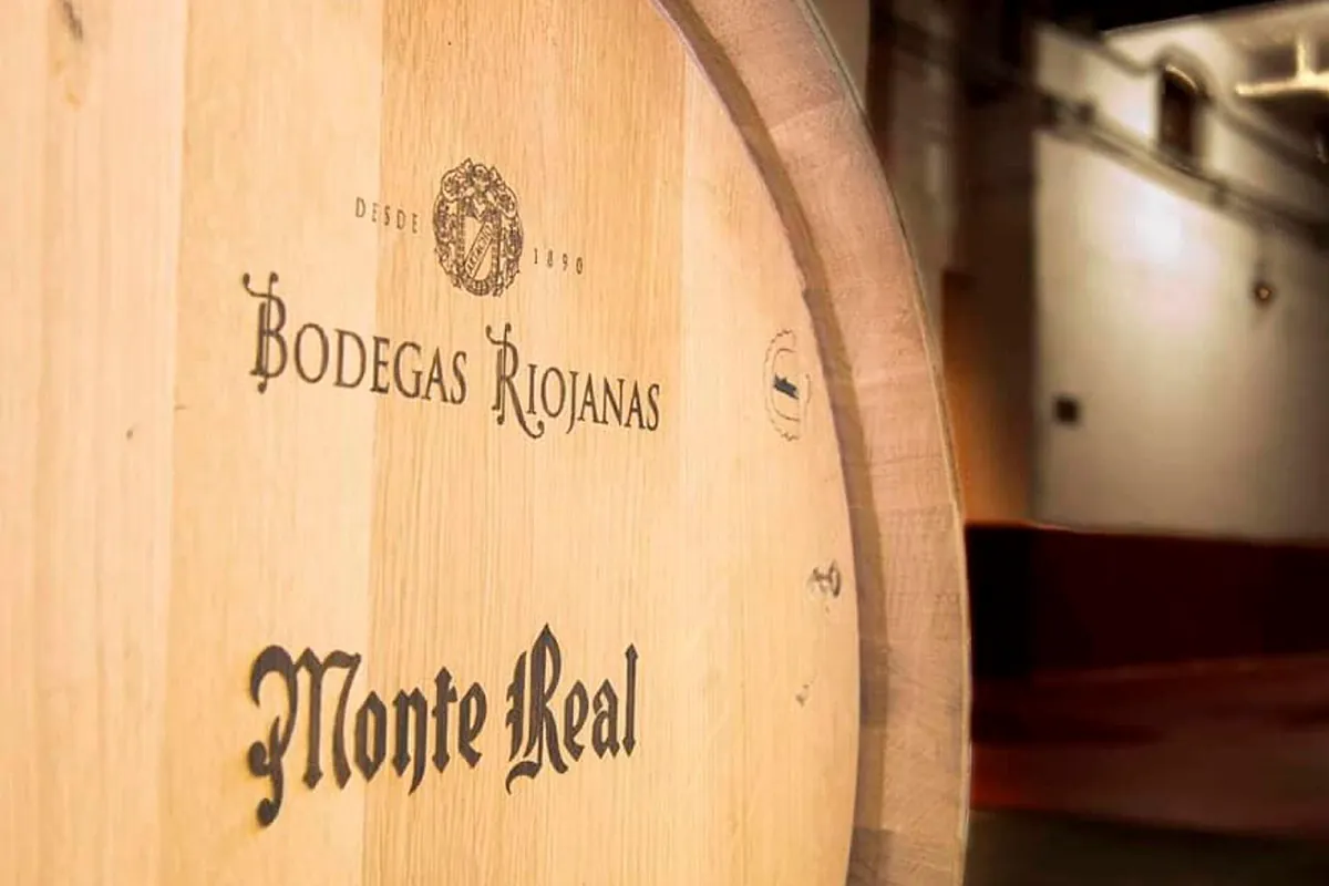 La banca y Vintae firman un plan de reestructuración de la deuda de Bodegas Riojanas para salvar la empresa