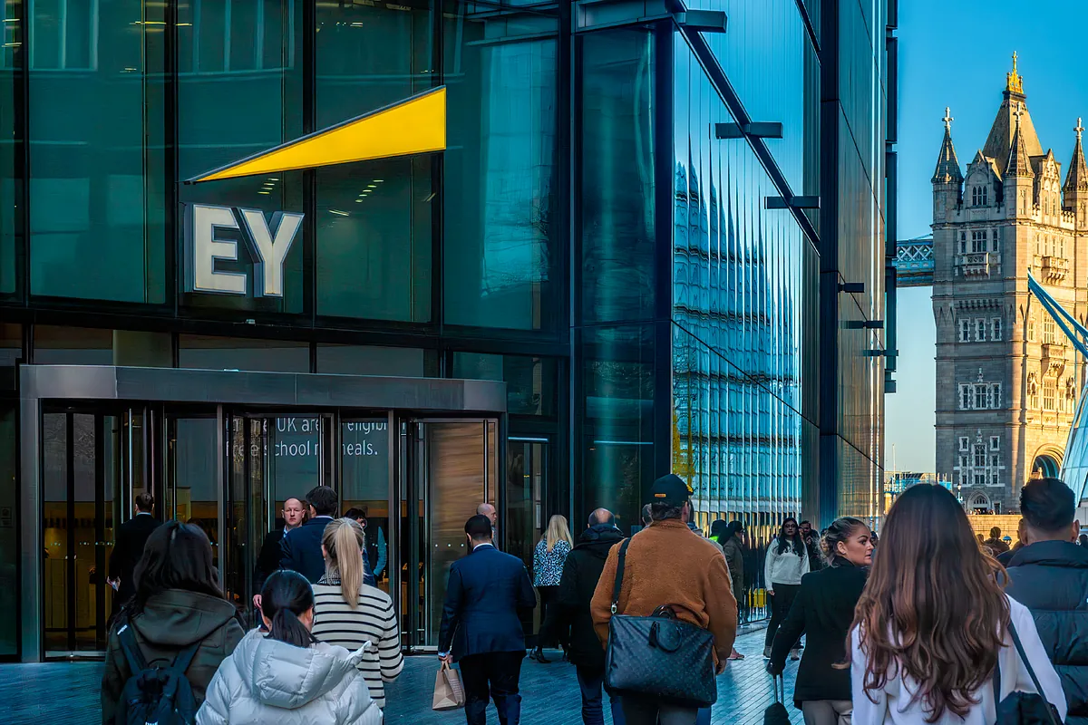 Goldman Sachs y Man Group han quedado expuestos tras un ciberataque contra EY