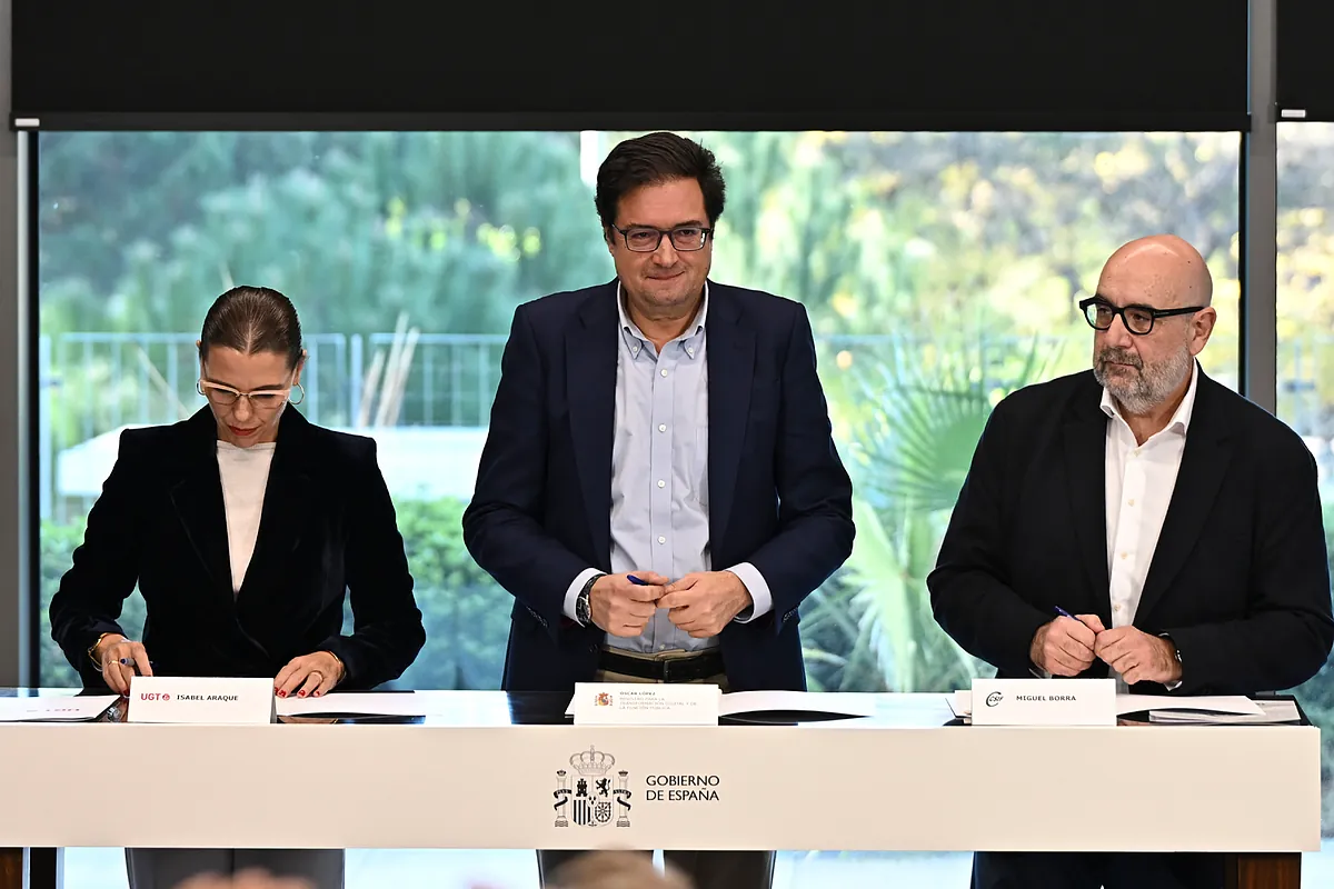 El Gobierno ultima el pago de los atrasos de 2025 de los funcionarios y abordará las 35 horas en enero