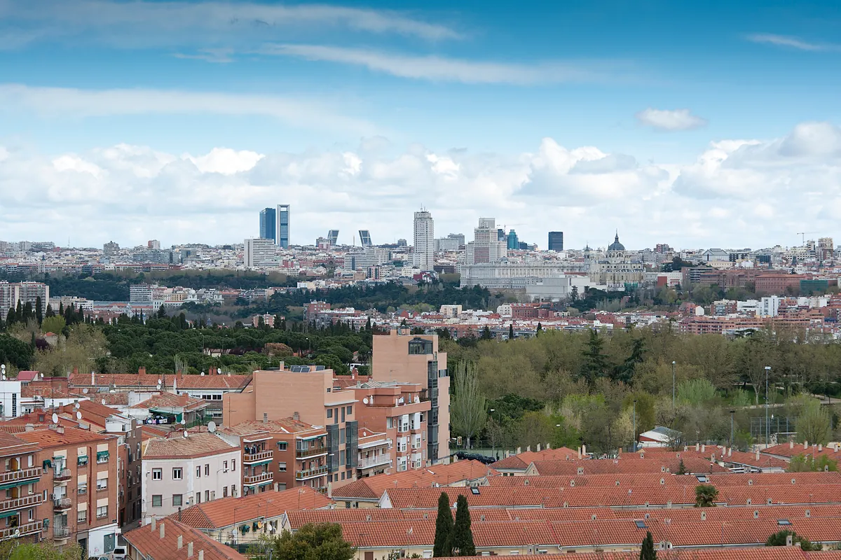 El precio de la vivienda aumenta un 15,4% en mayo con las áreas metropolitanas a la cabeza