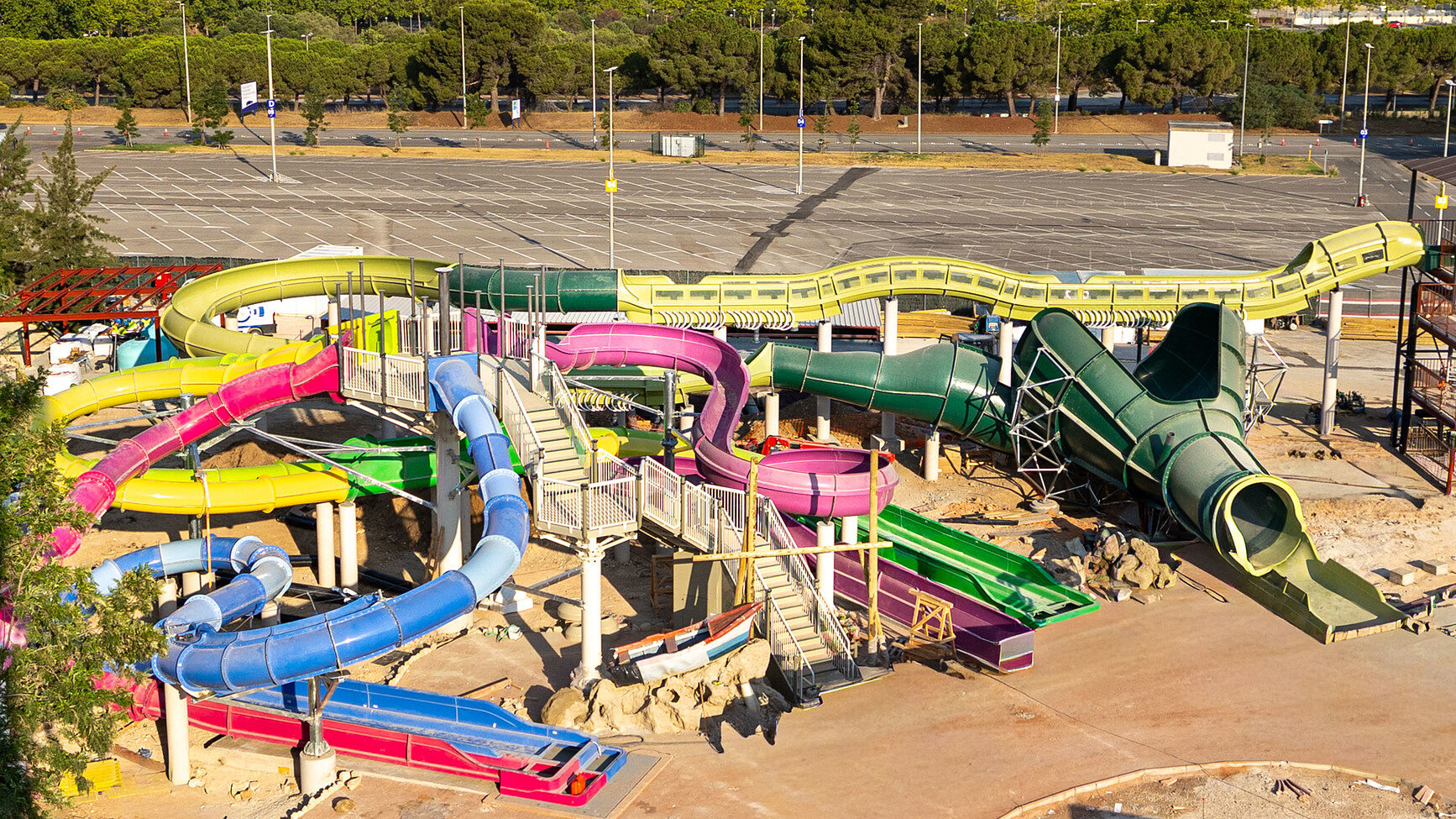 PortAventura estrena zona acuática y aventura en la selva