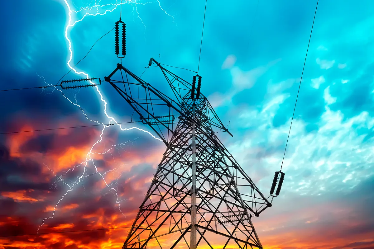 El precio mayorista de la electricidad afronta el tercer otoño más caro de su historia