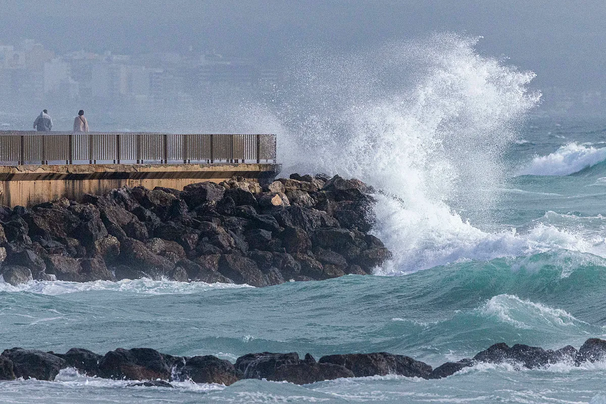La borrasca Pedro pone en aviso por viento, olas y nieve a 13 comunidades autónomas y Melilla