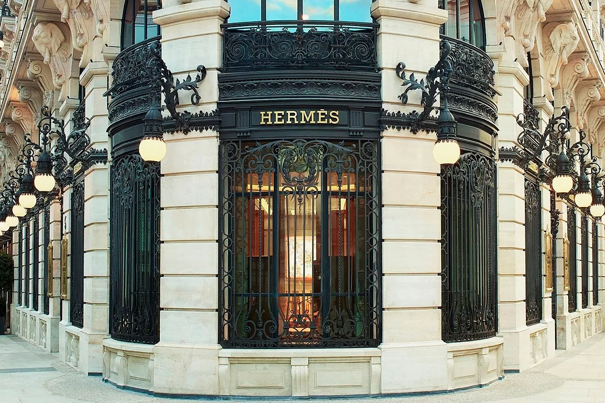 Hermès se desploma un 8,2% en Bolsa por el impacto de la guerra en sus cuentas