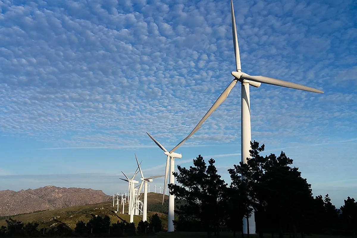 La Xunta da la bienvenida a otras siete solicitudes de repotenciación de eólicos