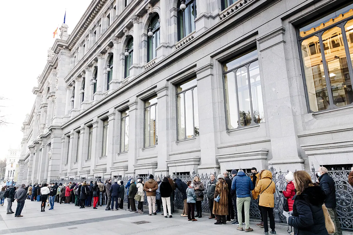 El pequeño ahorrador vuelve a las Letras del Tesoro y demanda 15.000 millones en 6 meses