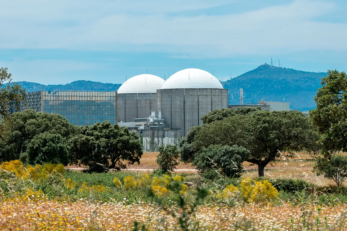 Endesa, Iberdrola y Naturgy aparcan su batalla fiscal con el Gobierno para salvar Almaraz