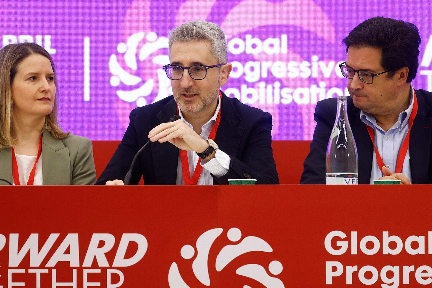 Arcadi España señala una "campaña organizada" de la derecha contra los impuestos y la declaración de la renta