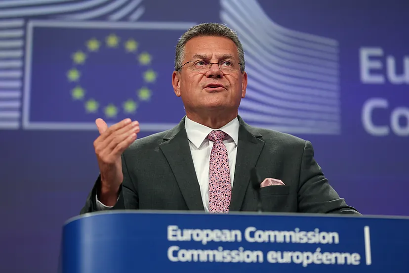 BRUSELAS CONFIRMA: LA UE INVIERTE 390.000 MILLONES EN EL MERCOSUR, MÁS QUE CHINA Y EEUU JUNTOS — Y EL ACUERDO PROTEGE ESE CAPITAL