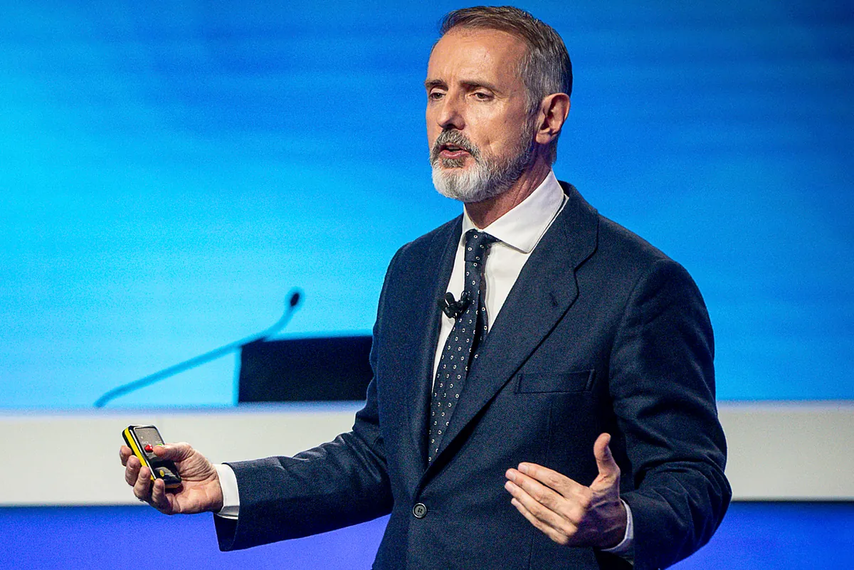 Axa prevé cerrar de forma inminente su entrada en Fiberpass, la firma de  Telefónica y Vodafone | Empresas Tecnológicas