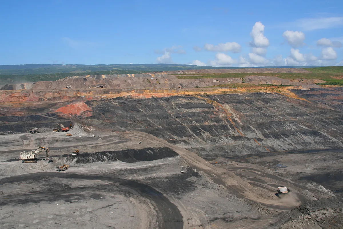 Las mineras Glencore y Rio Tinto reanudan el plan para una megafusión ...