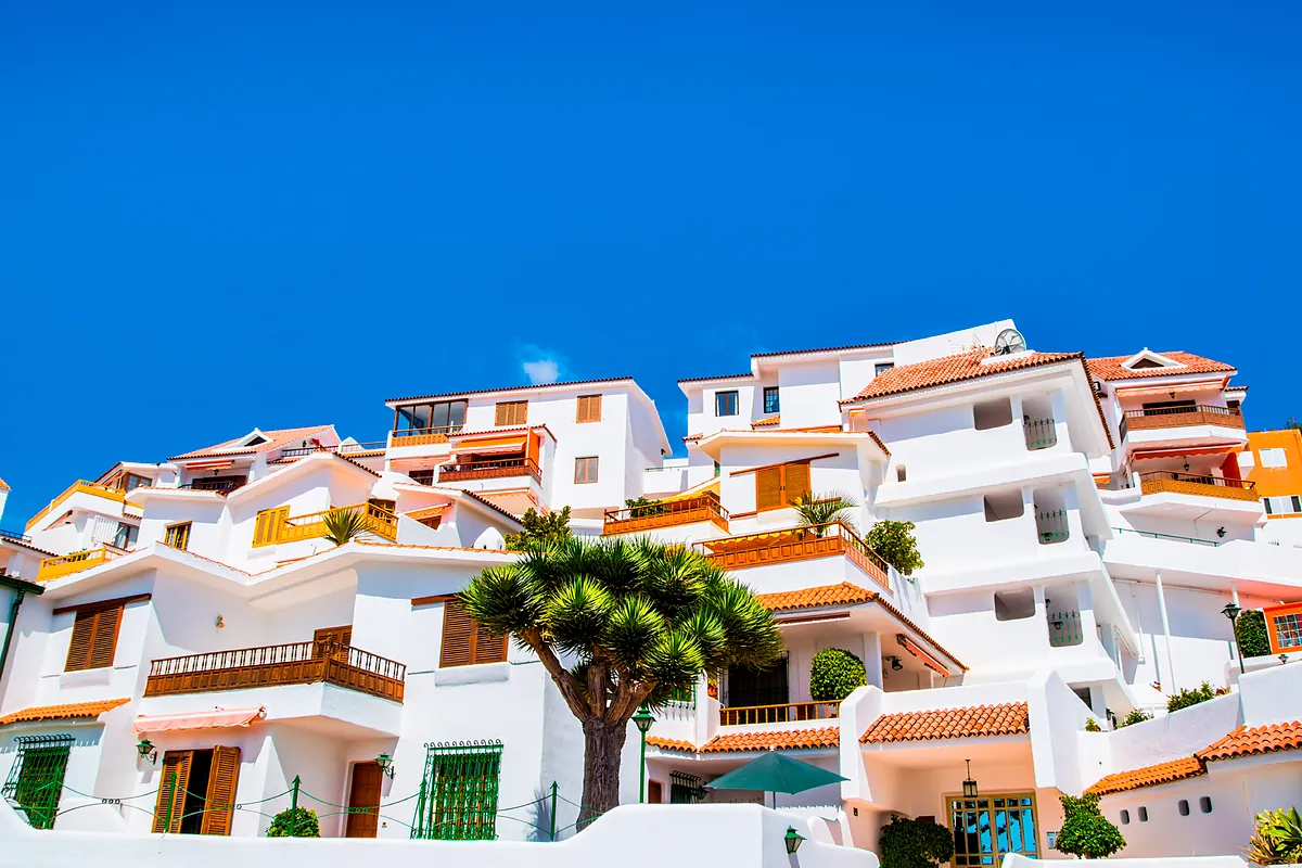 La compra de viviendas remonta un 3,8 % y marca el mejor septiembre desde 2007