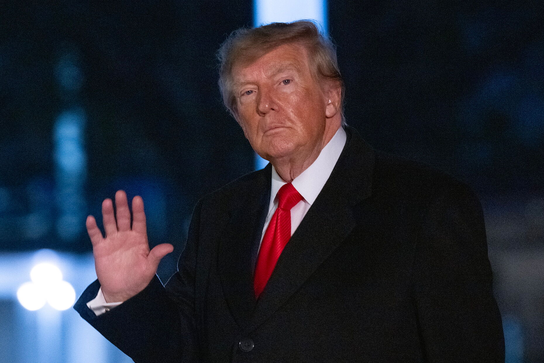 Trump anuncia que Kiev y Moscú acordaron dejar de atacar sus infraestructuras energéticas