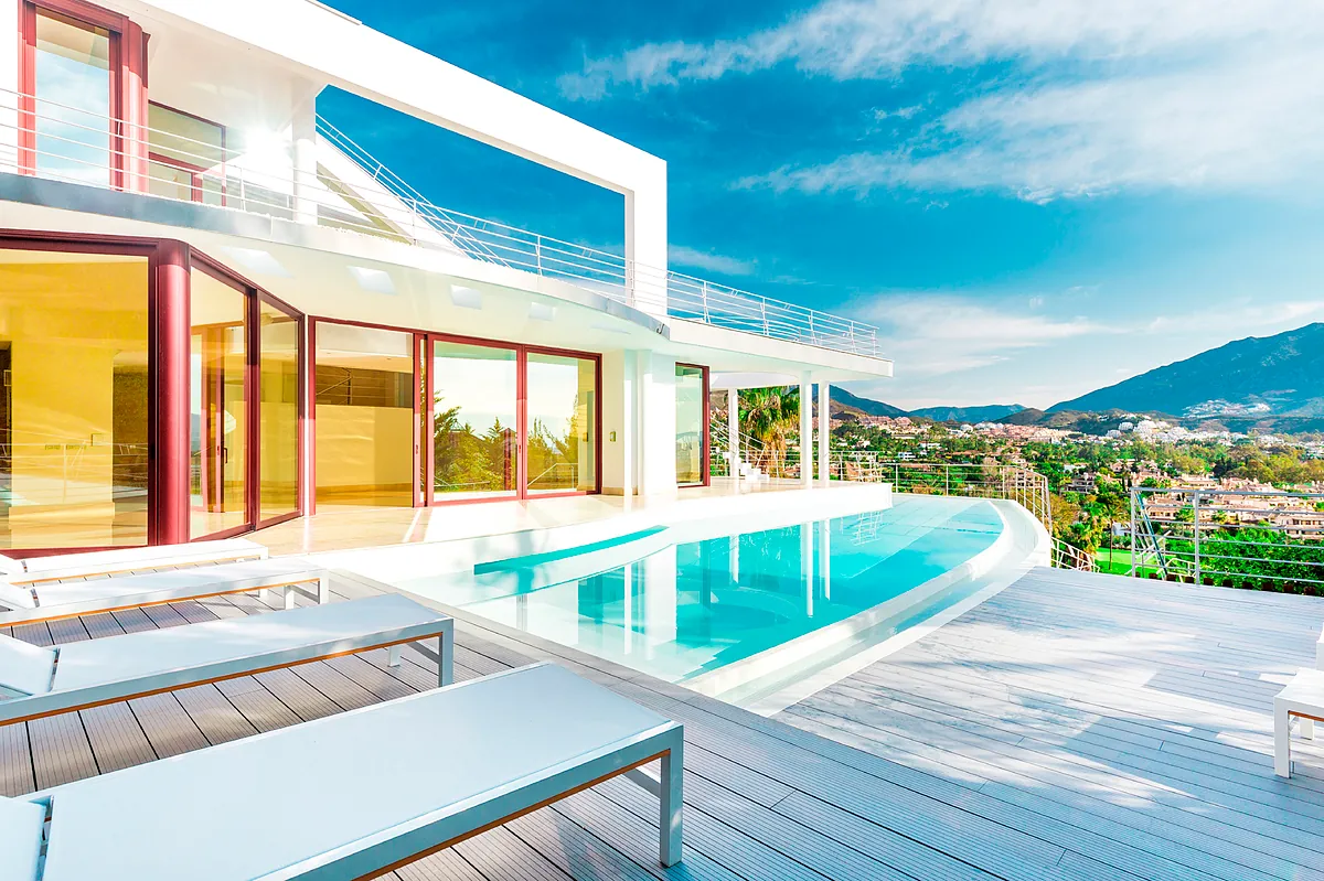 El Supremo tumba la discriminación fiscal por Patrimonio a residentes en el exterior