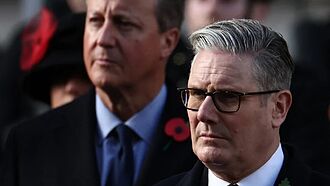 El actual primer ministro británicoKeir Starmercon su antecesor David Cameron al fondoquien lideró el Gobierno británico entre 2010 y 2016 y convocó el referéndum del Brexit.