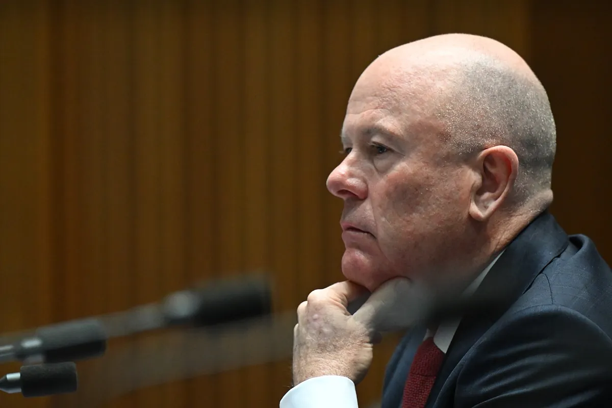 The president and senior partners of KPMG Australia leave the company after the audit