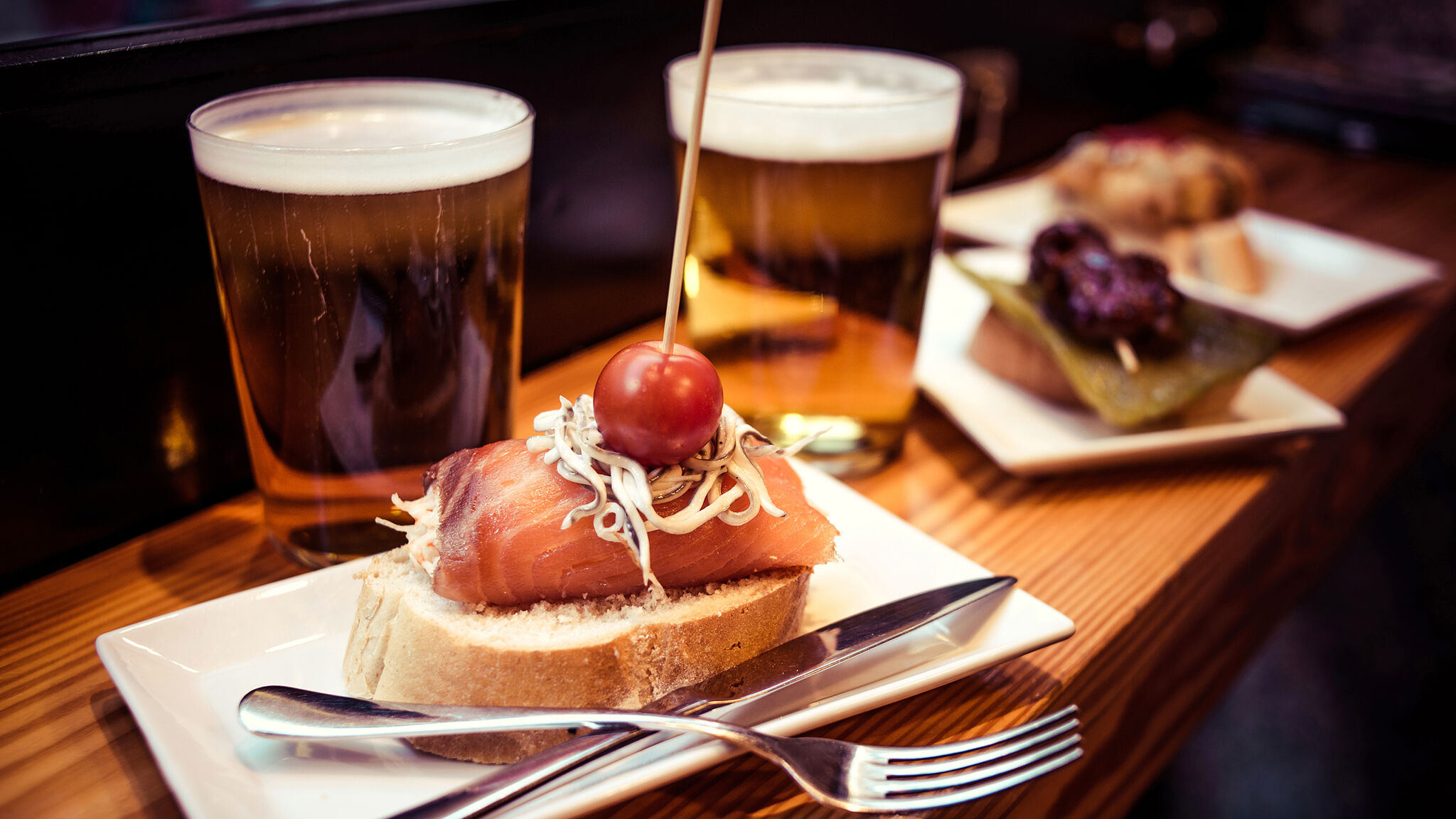 Qué es el pintxo pote y qué sitios no puedes perderte si estás un jueves en Bilbao