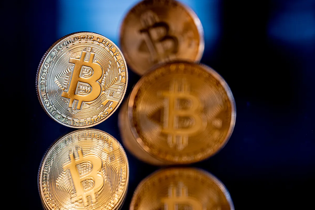 Las gestoras traen a Europa una guerra de precios por los ETF de bitcoin |  Fondos