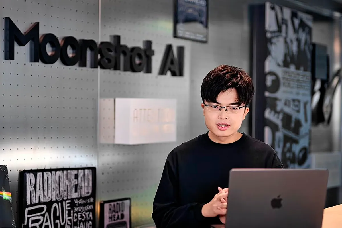 Espionaje de Razonamiento: OpenAI frena destilación masiva vinculada a Moonshot AI