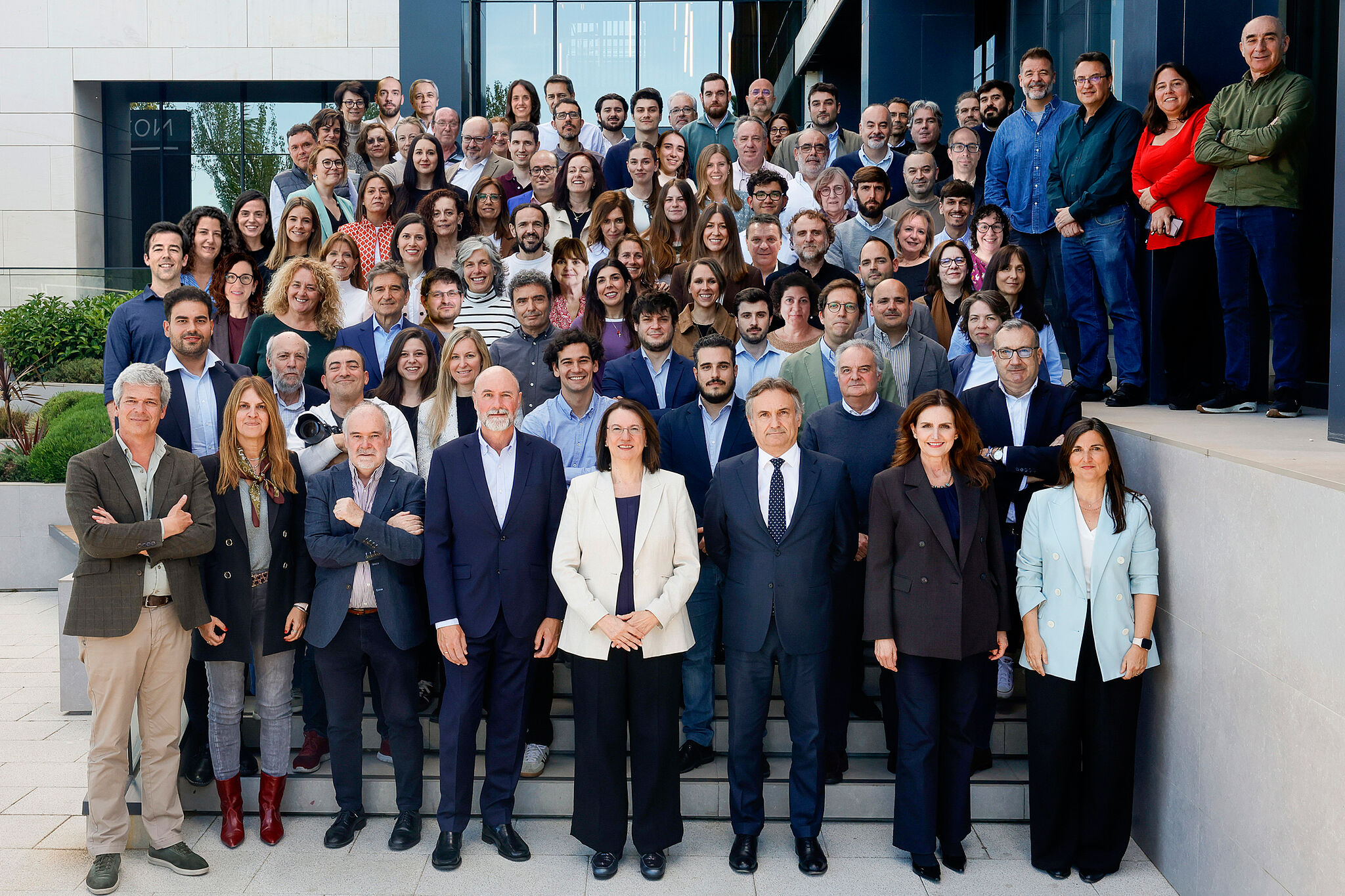 EXPANSIÓN: 40 años de innovación y liderazgo