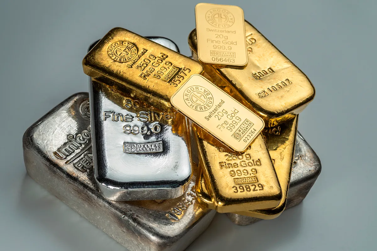 El oro y la plata ponen la guinda a 2025 con nuevos récords | Mercados