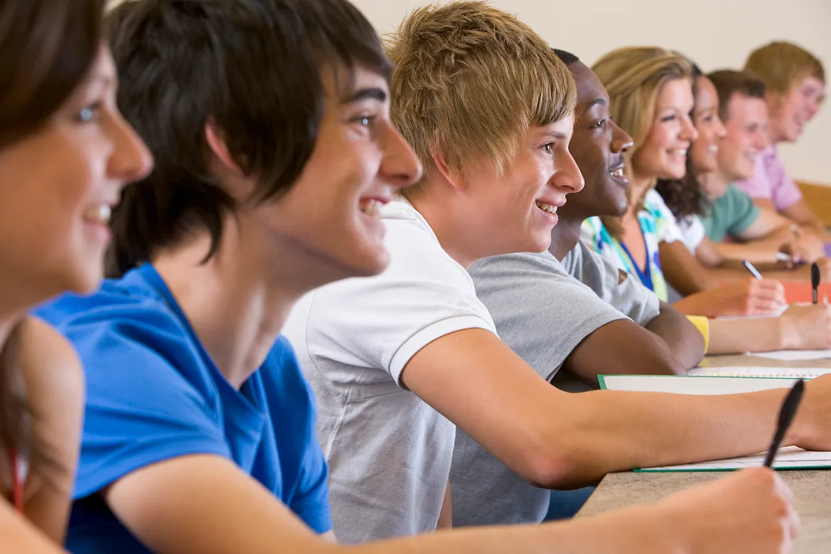 Hoy se abre el plazo para solicitar las becas y ayudas MEC para el curso 2026/2027