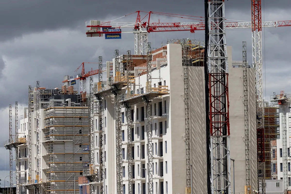¿Por qué caen las ventas de viviendas en España?