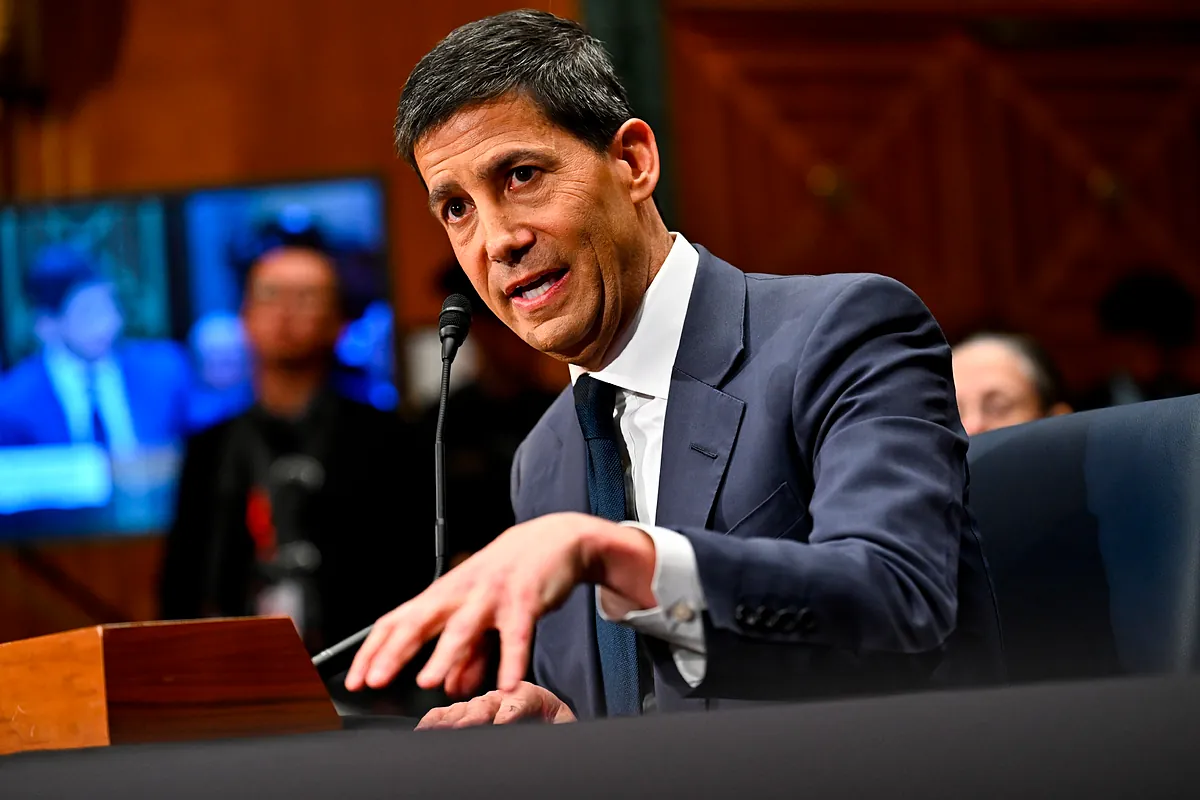 Kevin Warsh.