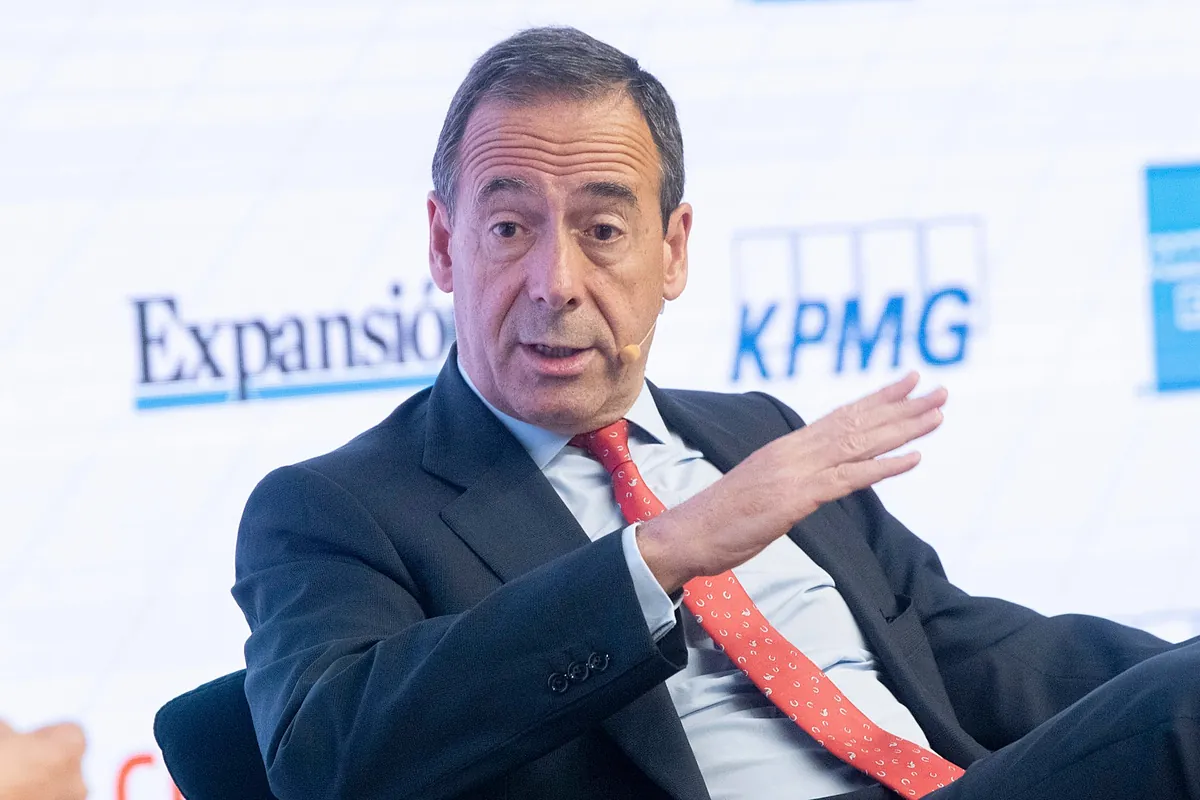 CaixaBank anticipa bonanza y se quita corsés financieros para crecer | Banca