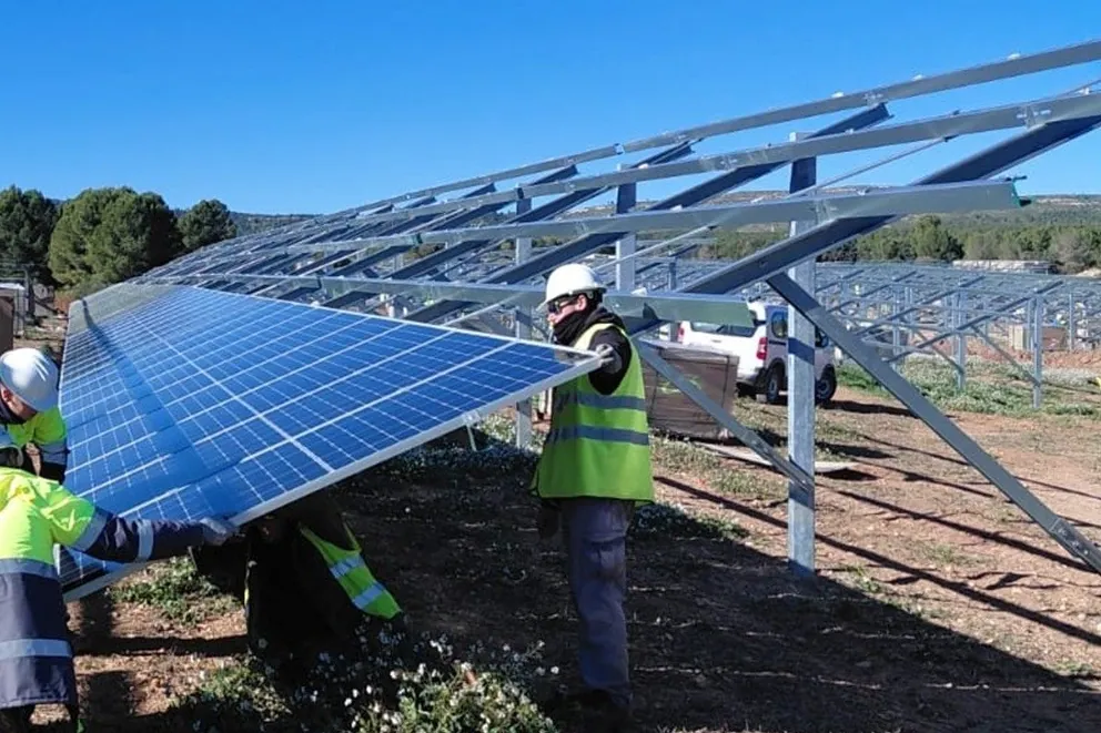 Iberdrola invierte más de 250 millones en sus primeras plantas fotovoltaicas en Valencia